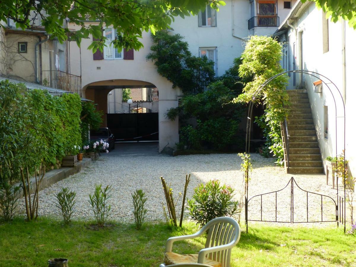 Les Glycines Bed & Breakfast Le Vigan  Exterior photo