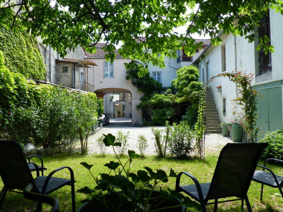 Les Glycines Bed & Breakfast Le Vigan  Exterior photo
